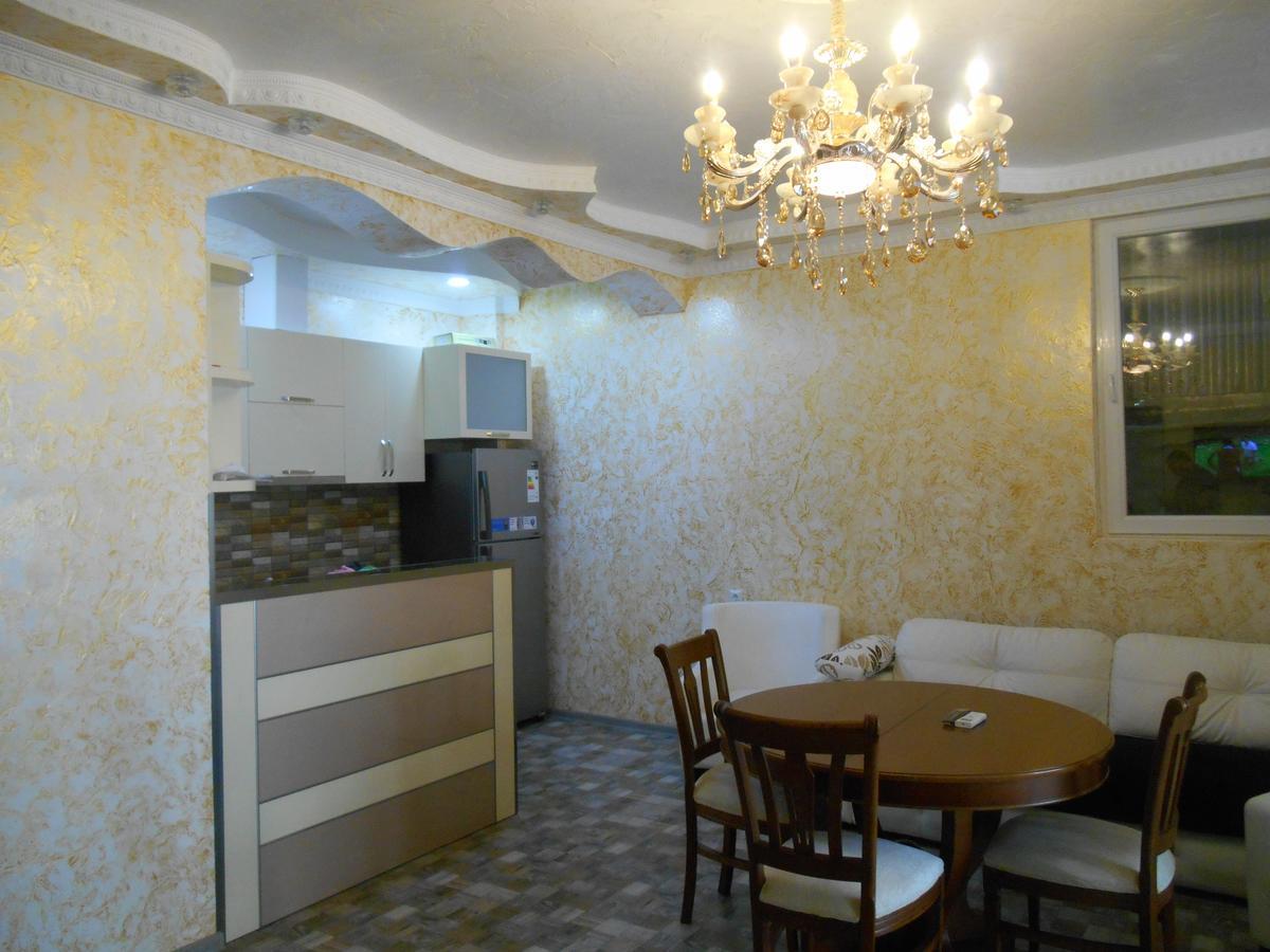 Apartment On Gorgiladze 28 Batumi Exterior photo